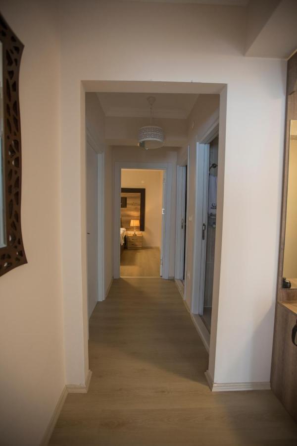 Black Rose Aparthotel Kaşüstü Exteriör bild
